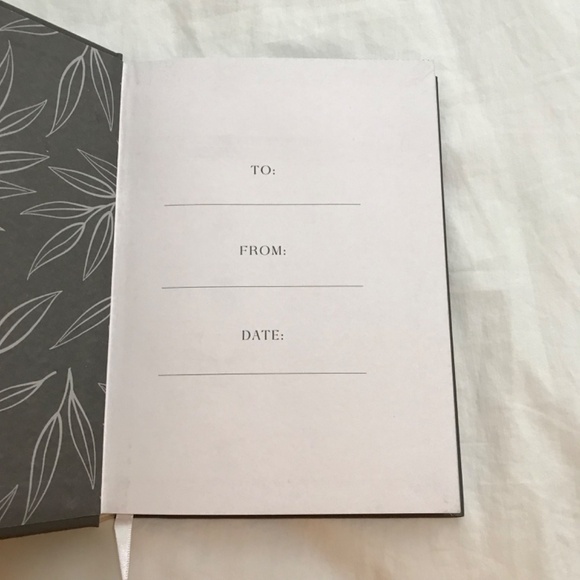 📚3/$35 Blessed Is She Loving God, Loving Others Hardcover Devotional Book - Picture 5 of 10